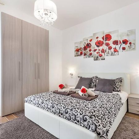 Апартаменты Residenza Alexander Luxury 1 Верона Экстерьер фото