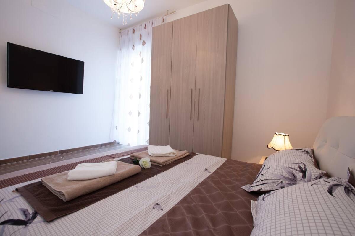 Апартаменты Residenza Alexander Luxury 1 Верона Экстерьер фото